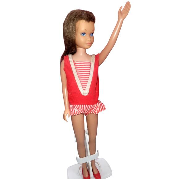 1963 Vintage 9" Brunette Skipper, Barbie's Little Sister - Picture 1 of 11
